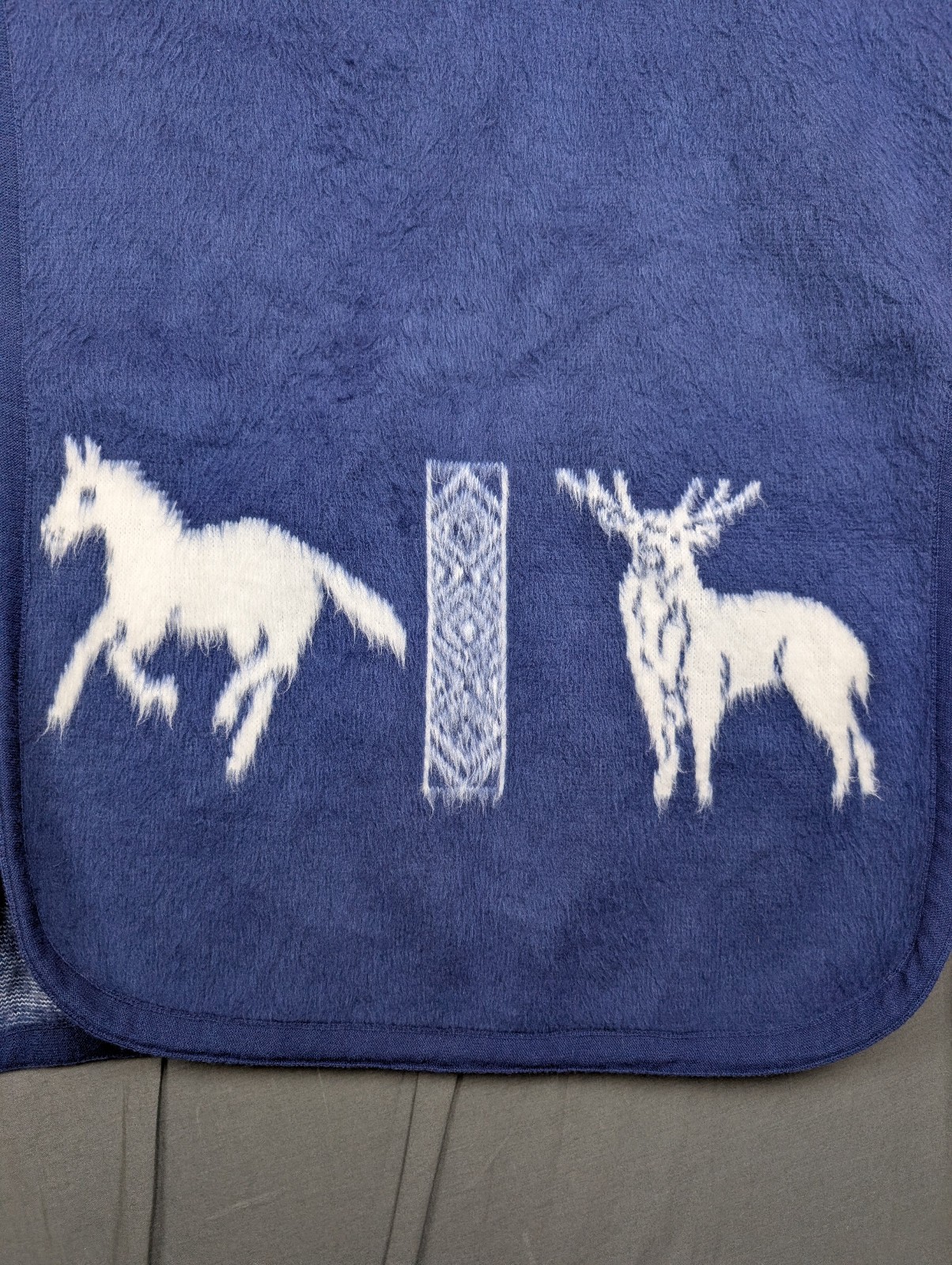 Mexican Gavan Wild Horse and Deer Design