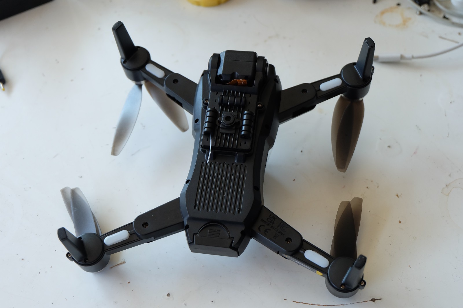 S2S S-Series UAV quadcopter drone w/ battery [UNTESTED, NO CONTROLLER]