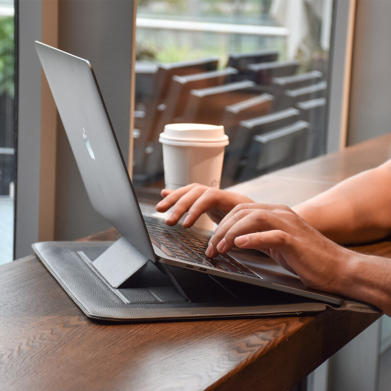 Laptop Bag Three-In-One Hand Pad With Stand  | ShopDecimals