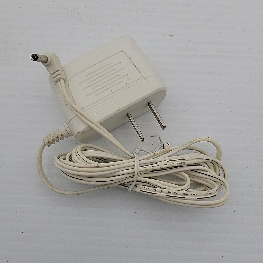 SWITCHING POWER SUPPLY MODEL SSW-2256US for SUMMER INFANT CHARGER - 6V -WHITE