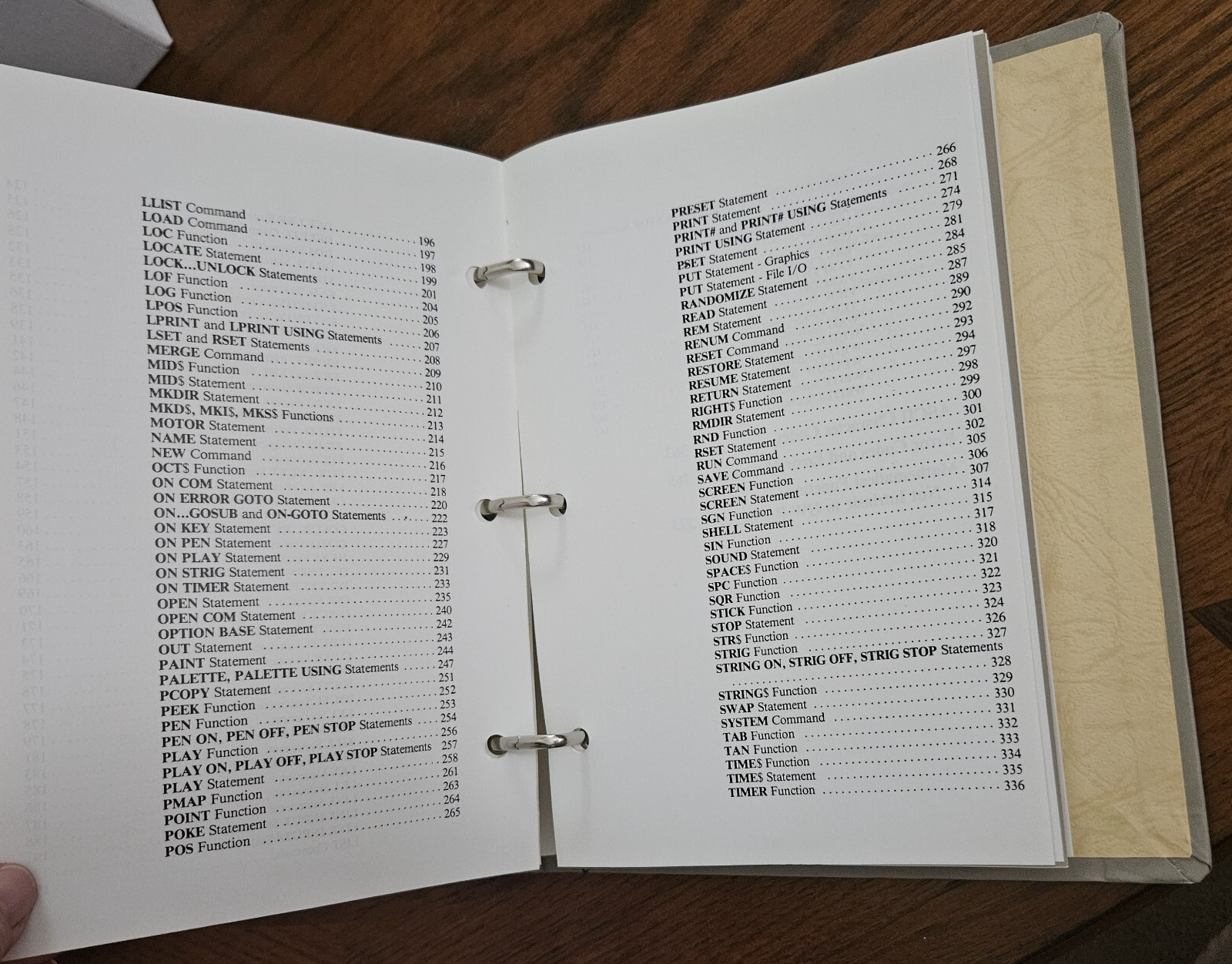 Hyundai Personal Computer Systems MS-DOS Version 3.2 Binder Book GW- Basic