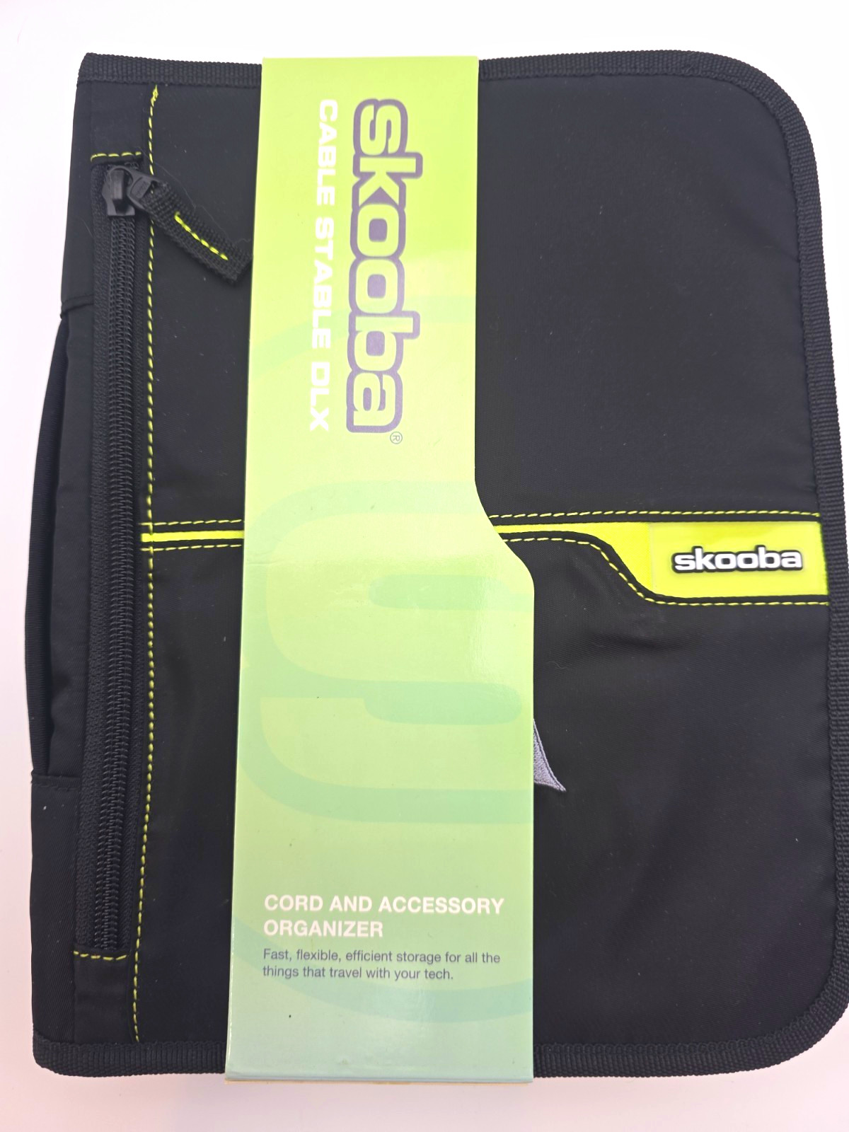 Skooba Cable Stable DLX Cord & Accessory Organizer Zipper Case Black/Green