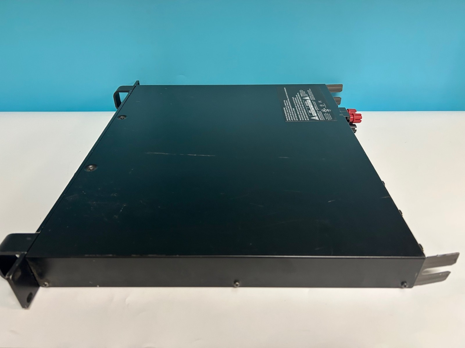 Lab Gruppen IPD2400