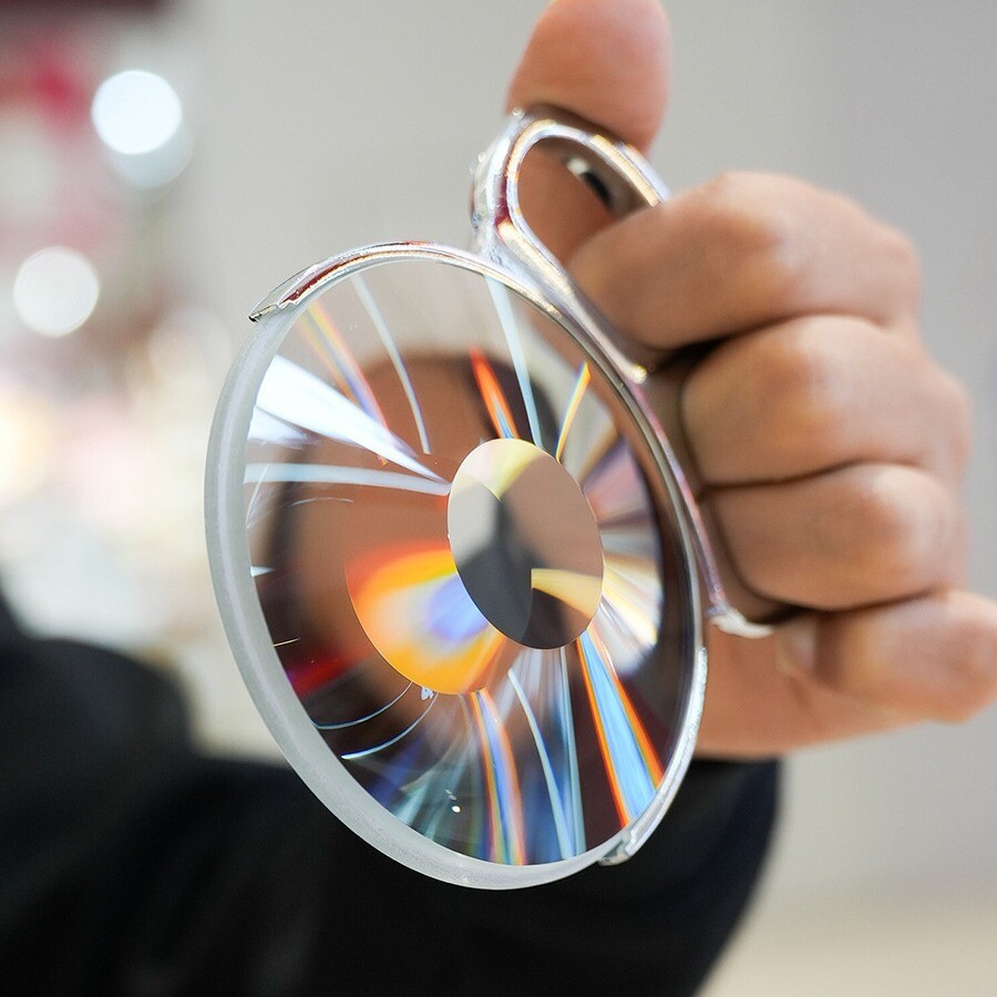 90mm handheld vortex halo special effect filter foreground blurring props camera