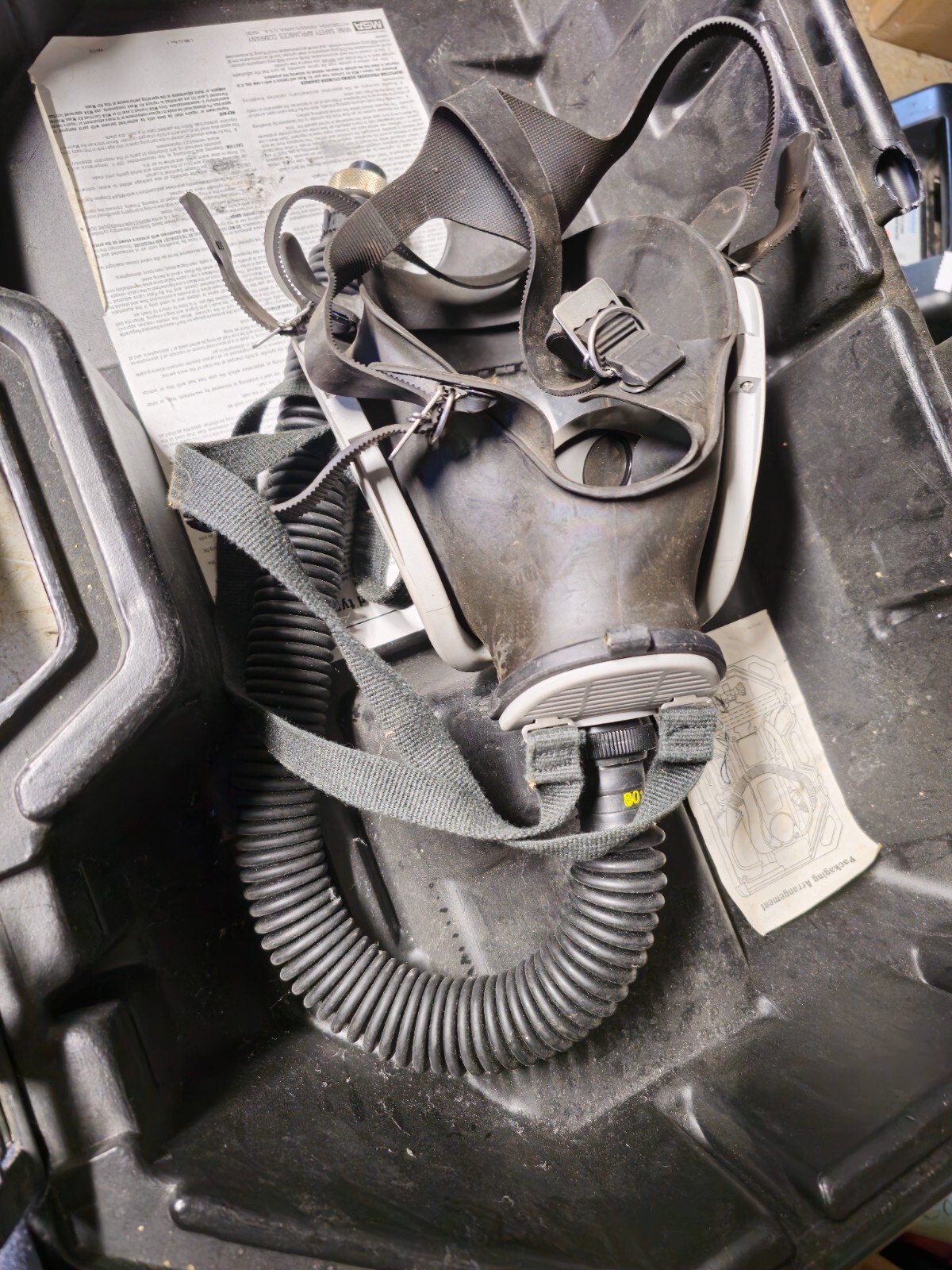 MSA Ultralite II Air Mask Pressure Demand oxygen system w/ broken case