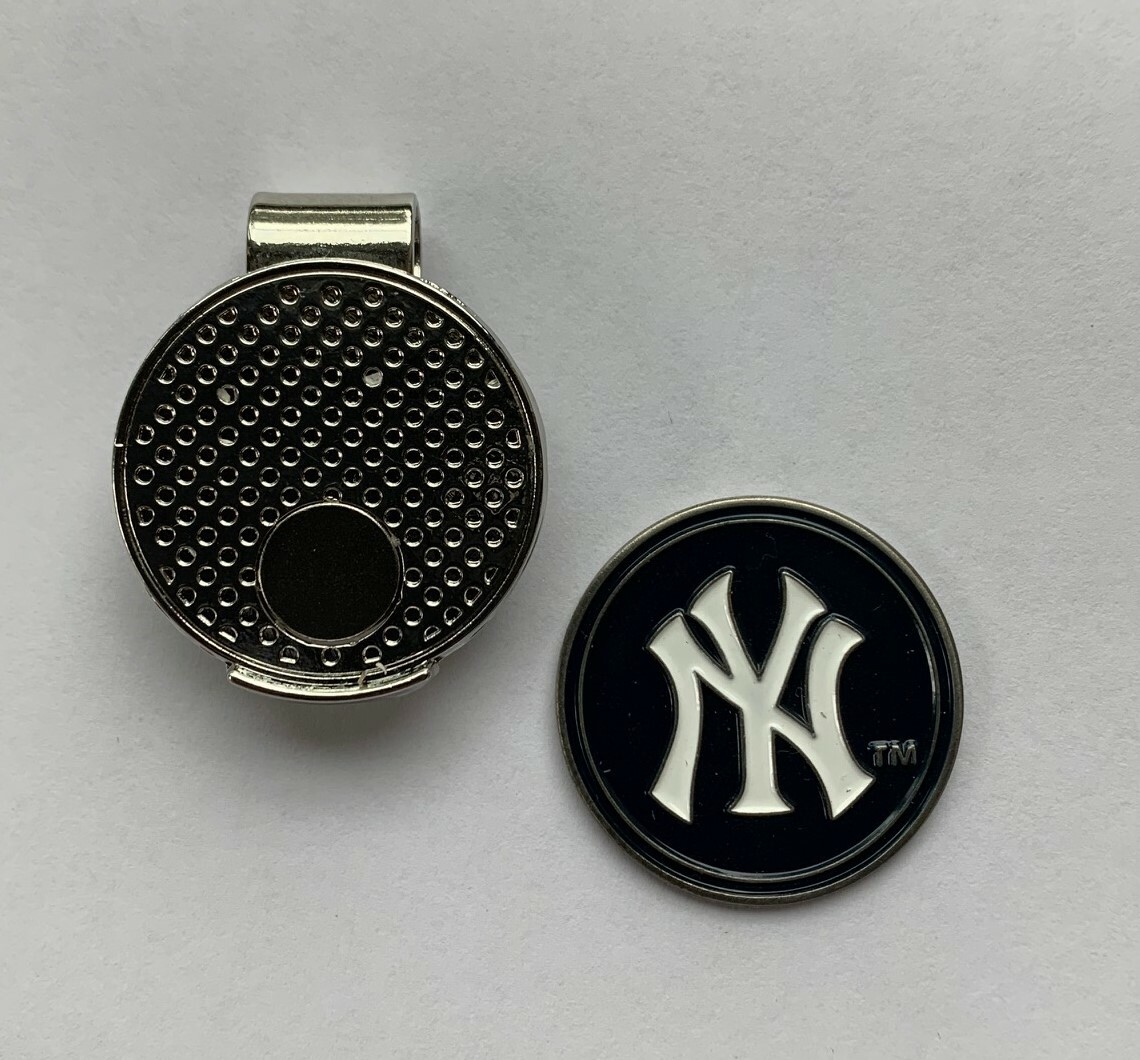 New York Yankees Golf Ball Marker with Magnetic Hat Clip