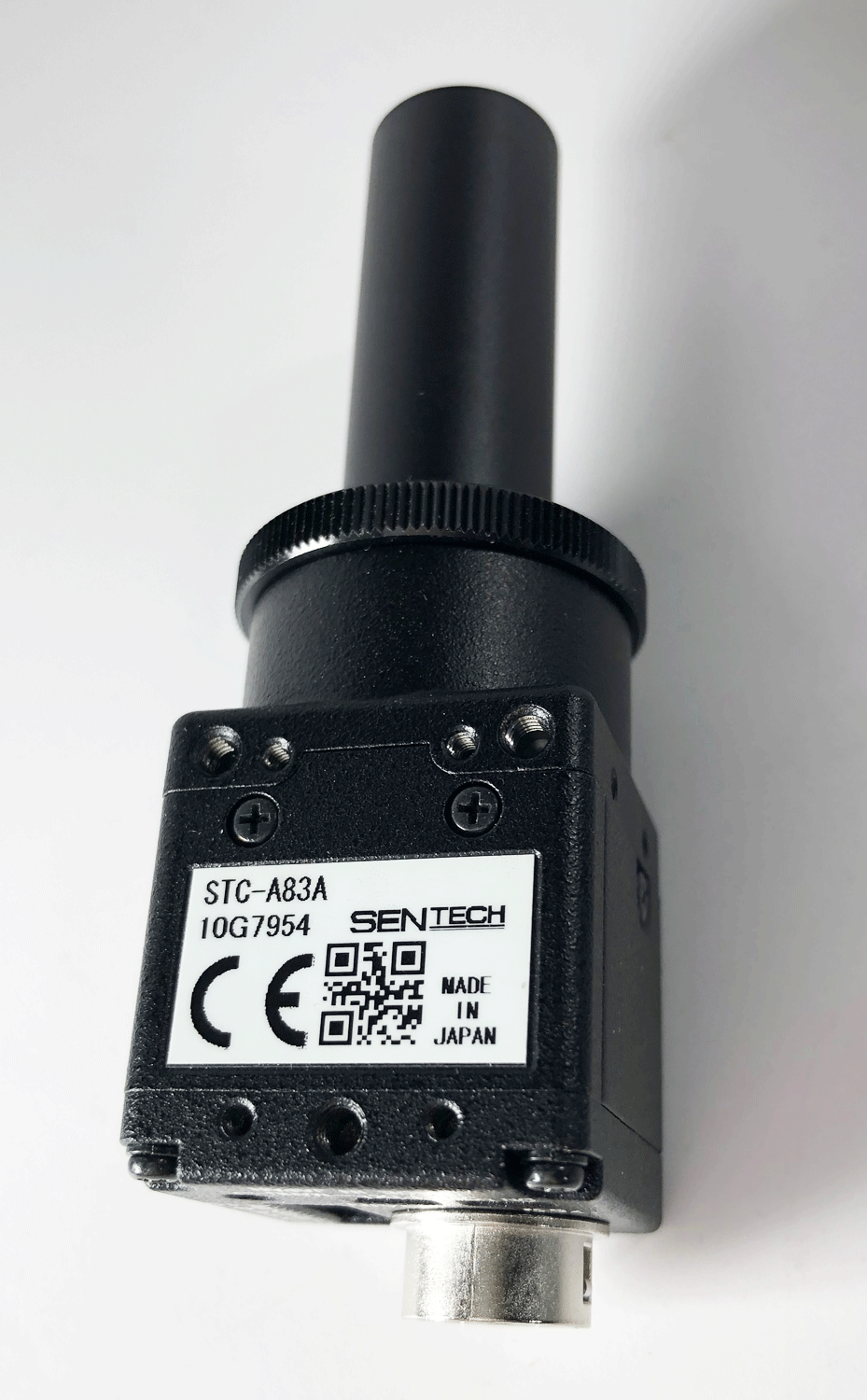 Sentech STC-A83A Monochrome Machine Vision Camera +fine focus Lens assembly/cord