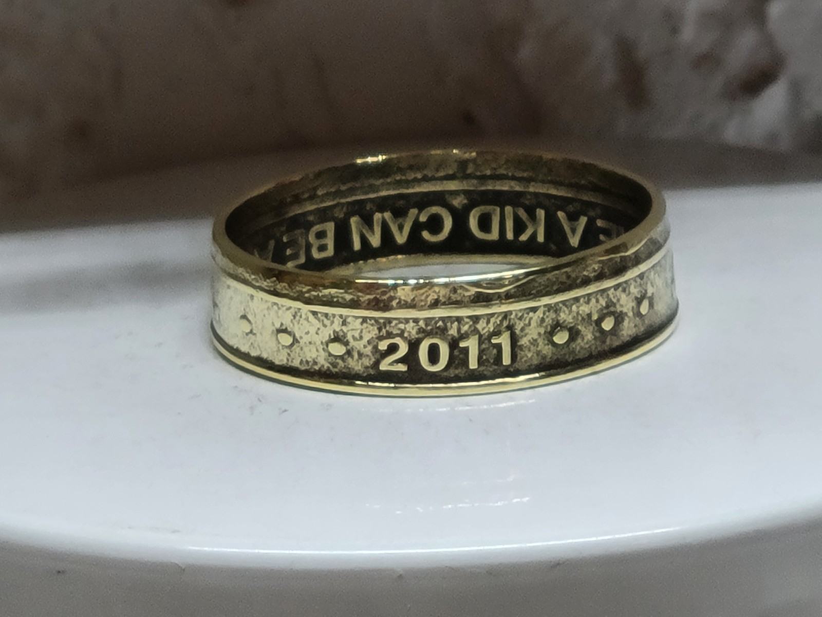 CHUCK e CHEESE - 2011 - Size 12 Token Coin Ring