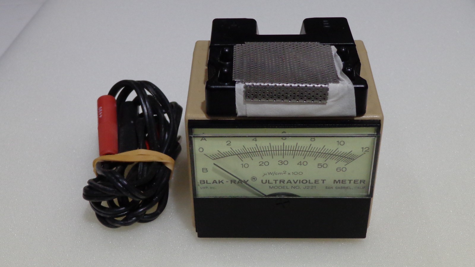 VINTAGE BLAK-RAY J221 LONG WAVE UV METER, BLAK-RAY ULTRAVIOLET METER MDL J221