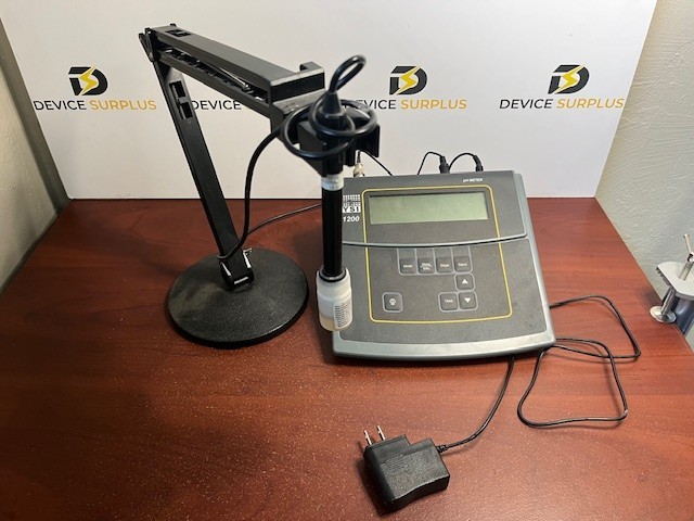 YSI PH1200 with stand pH/ORP Meter 601200 with cables
