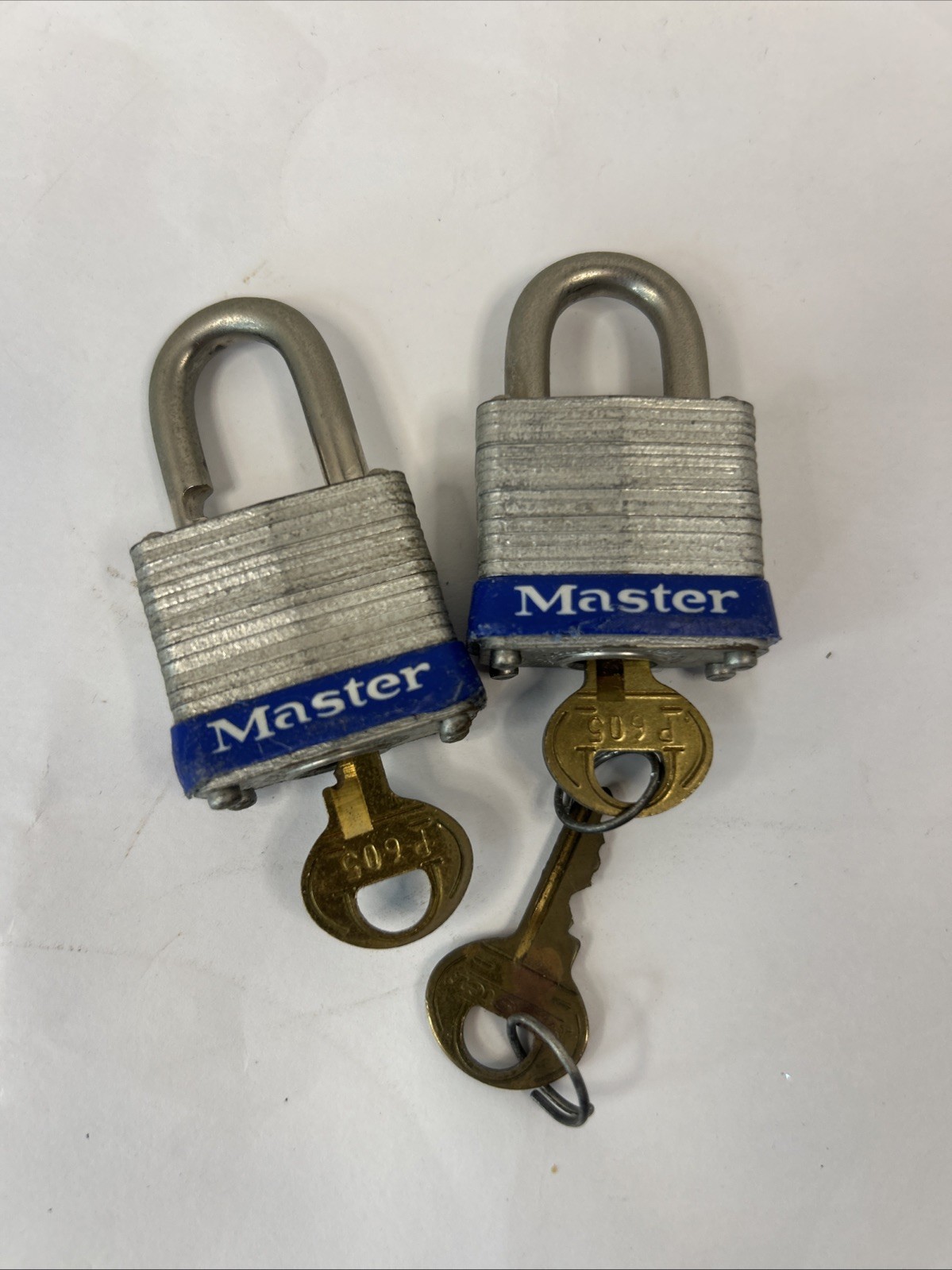 Master Lock No 7 Keyed Standard Shackle Rectangular Padlock Lot (2)