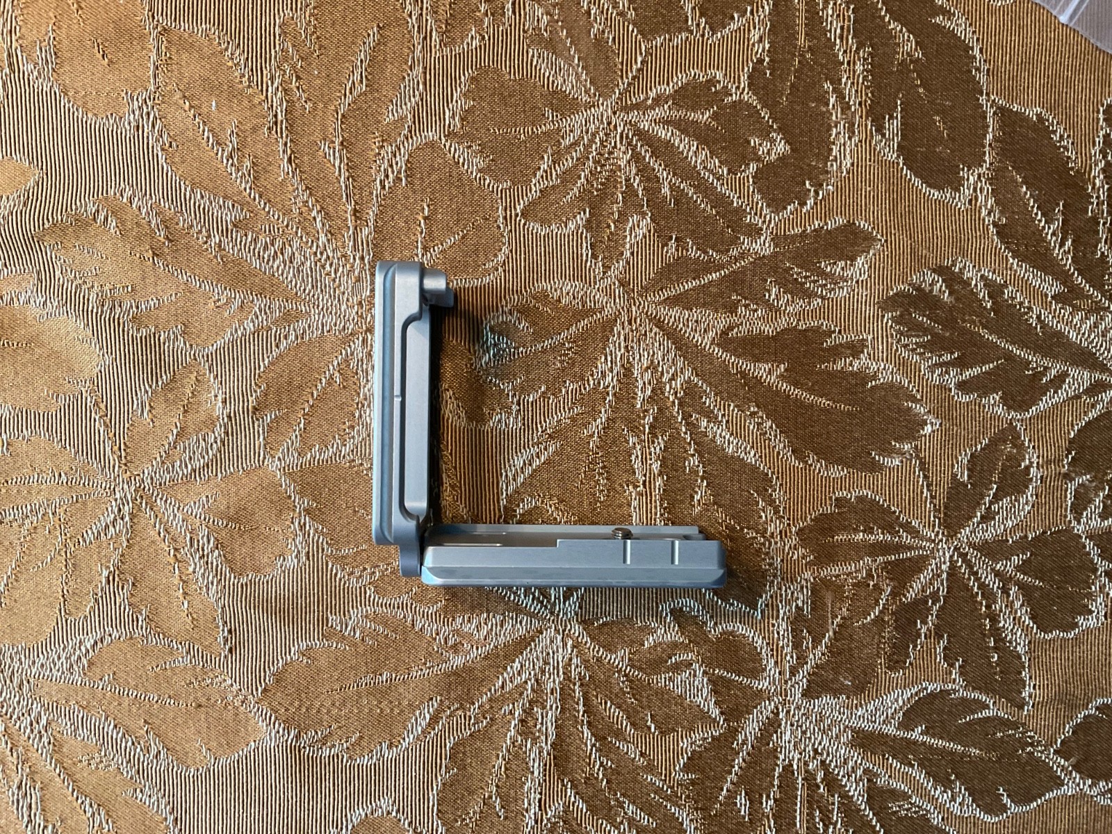 Kirk BL-XT3 L-Bracket for Fujifilm X-T3