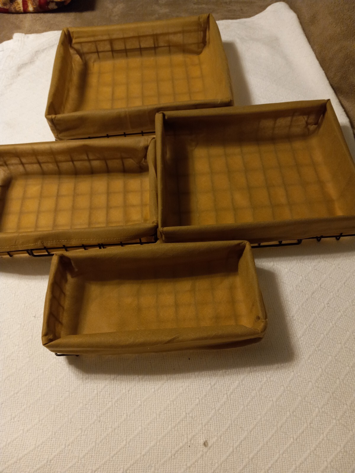 Set of 4 Lined Wire Baskets