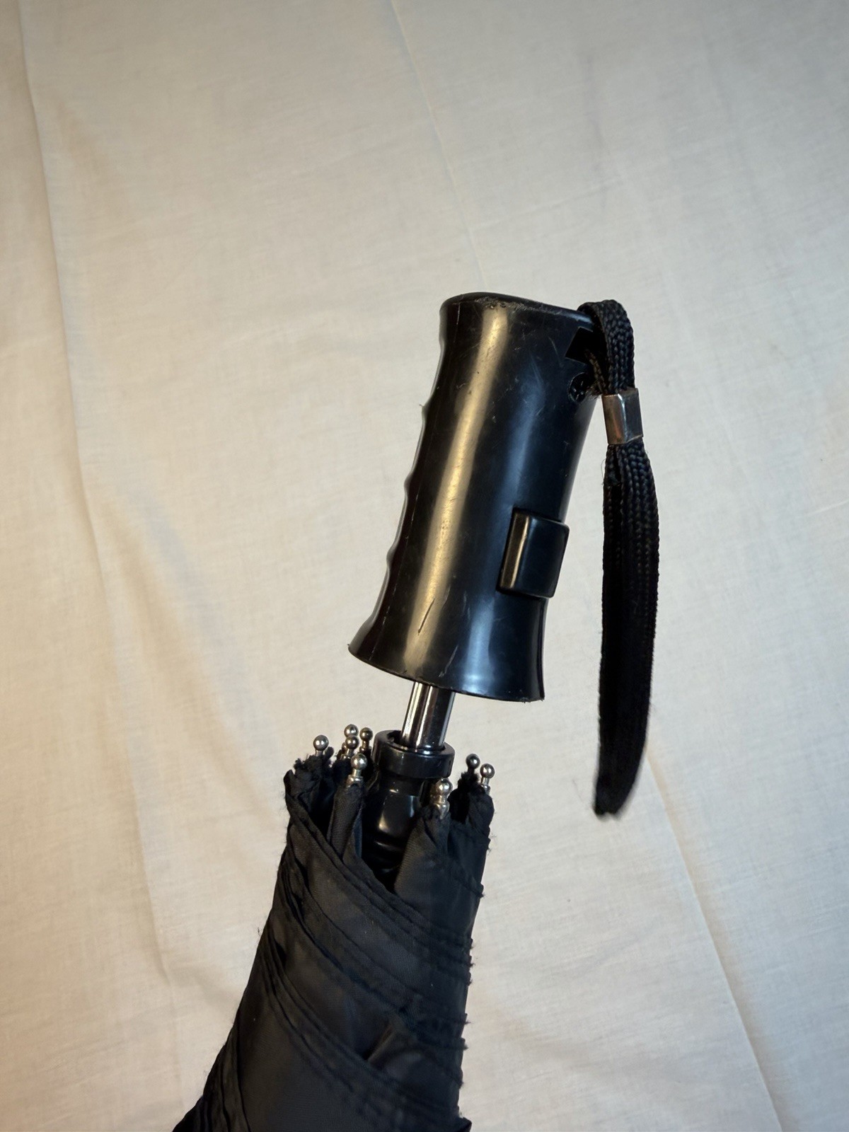 Black Solid Compact/Folding Umbrella for Unisex, 12 in Length
