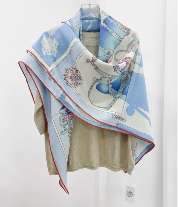 70% Cashmere 30% Silk Neckerchief Shawl hourglass Print Bandana Scarf 53'' Wrap