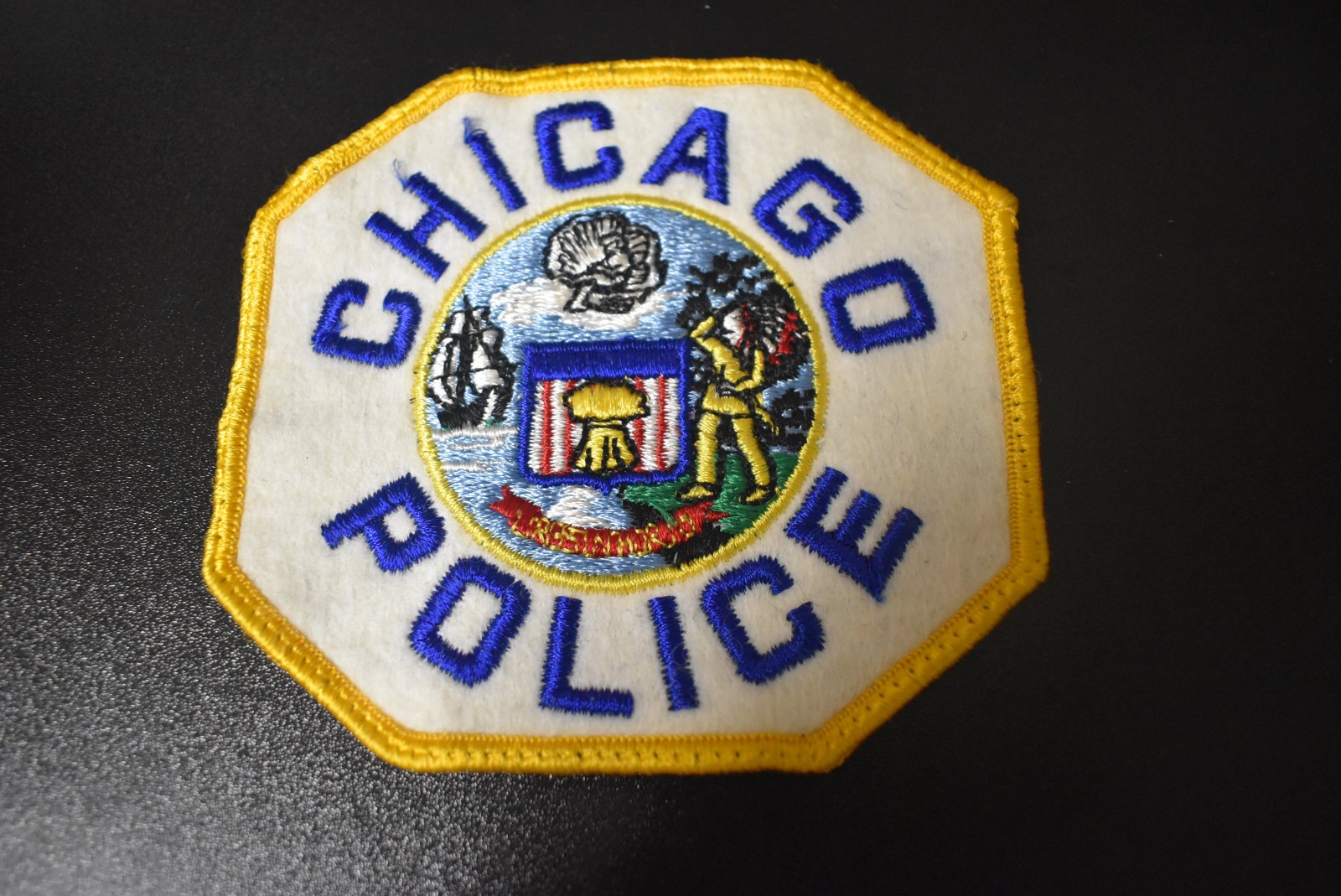 IL Chicago Illinois Police Patch GOLD EDGE
