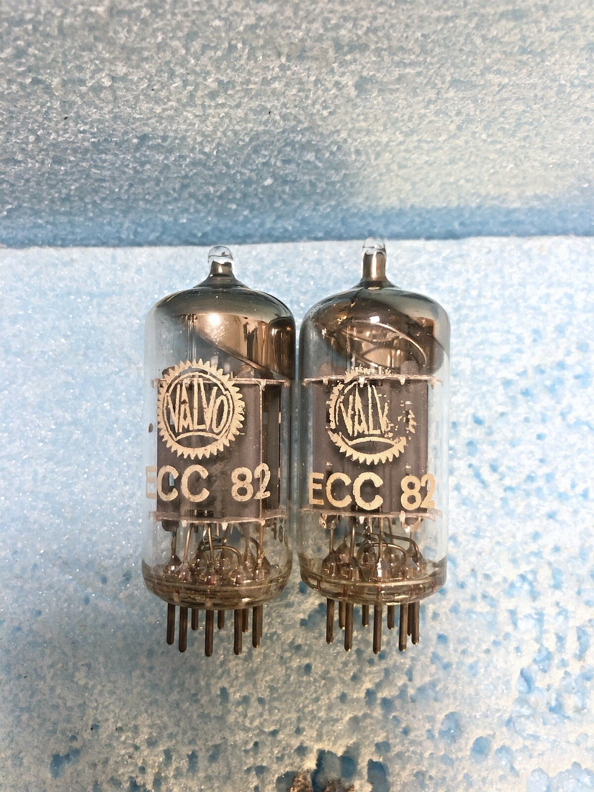 Valvo ECC82/12au7/ecc802s/ Long Plate 45 Degree O Getter Excellent Value Matched