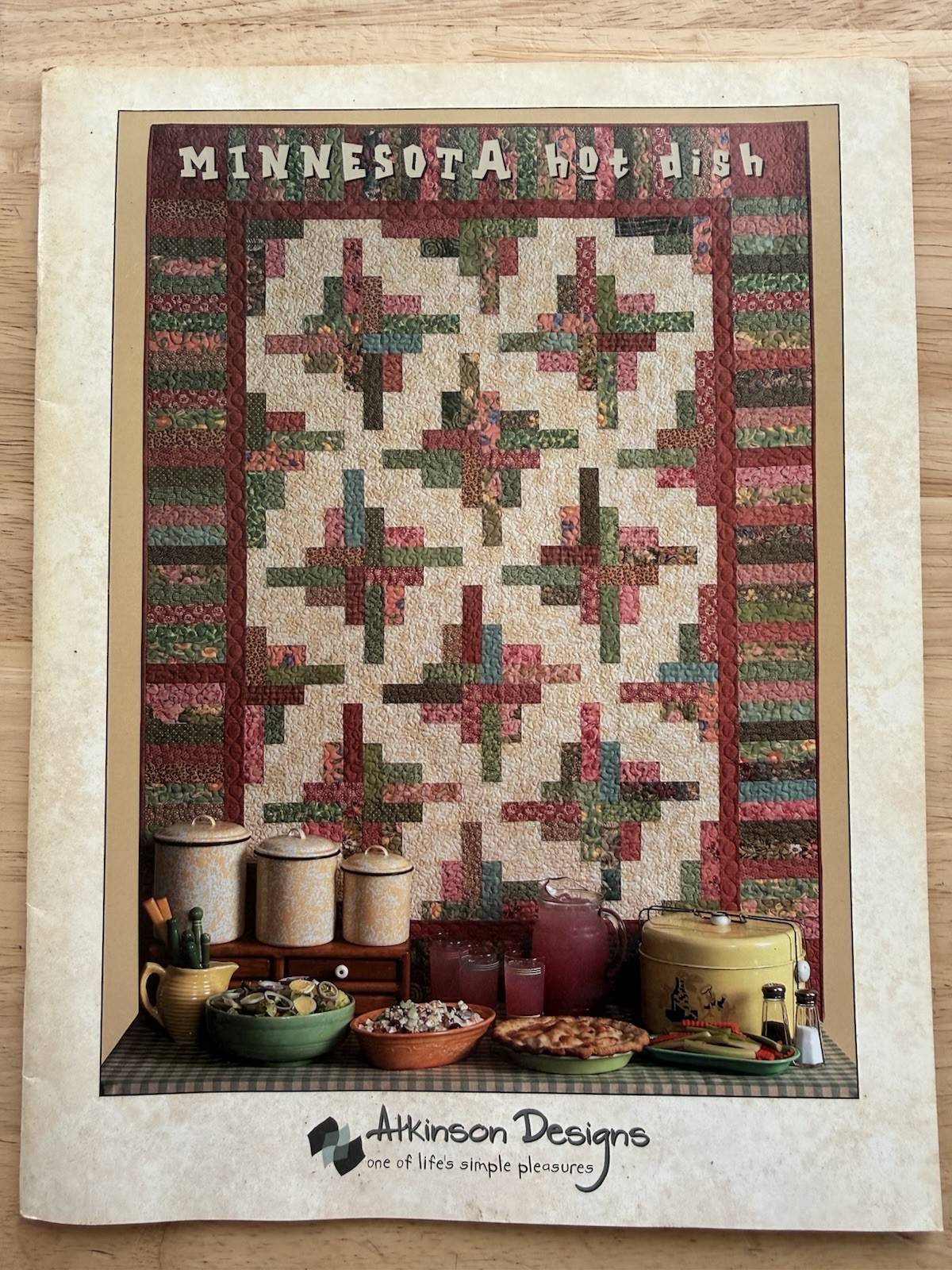 VTG Atkinson Designs MINNESOTA HOT DISH Quilt patterns & Recipe Book