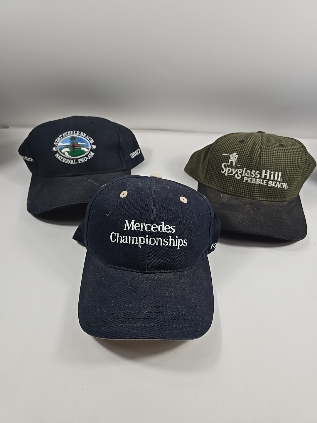 3 Vintage Golf Hats Pebble Beach, Spyglass, Mercedes Need To Be Cleaned But Nice