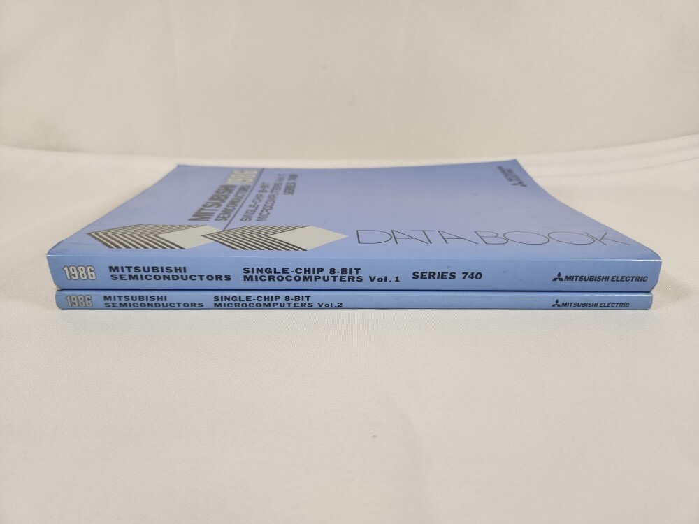 Mitsubishi Semiconductors 1986 2-Vol Single-Chip 8-Bit Microcomputers Series 740