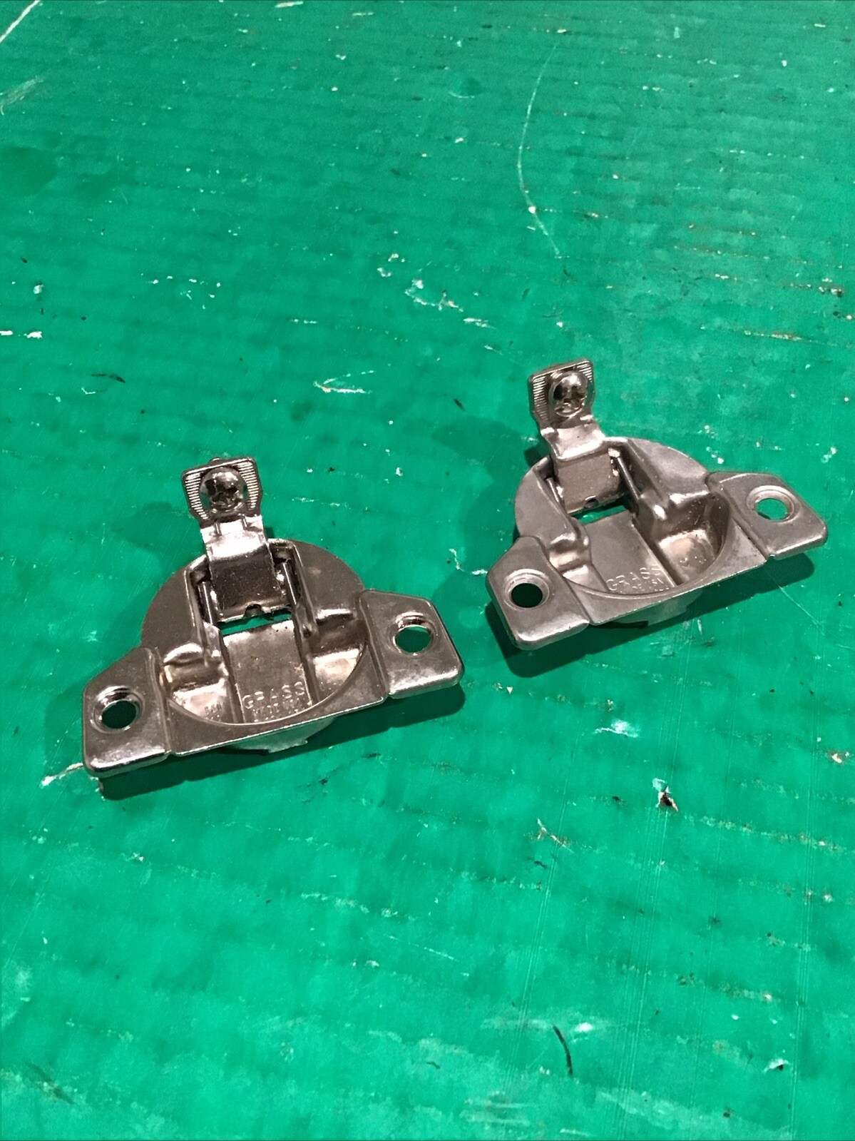 Lot of 2 Grass 860 02  Nickel Cabinet Hinge NO MOUNTING PLATE Self Closing