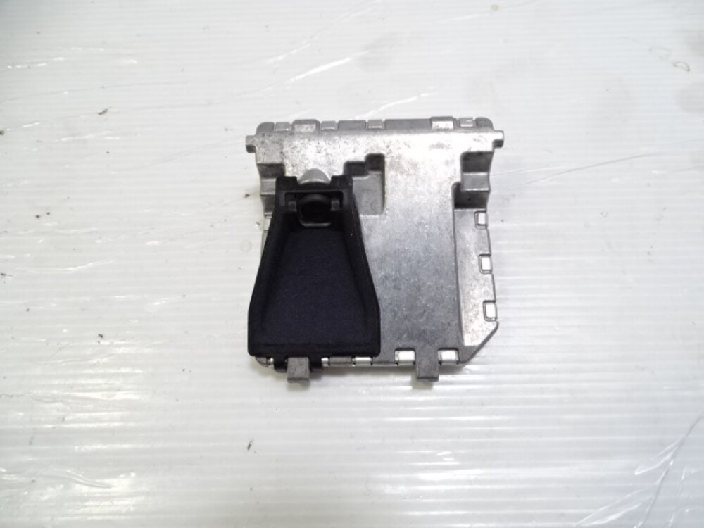 12 Mercedes W204 C63 camera, front lane assist 0009050438