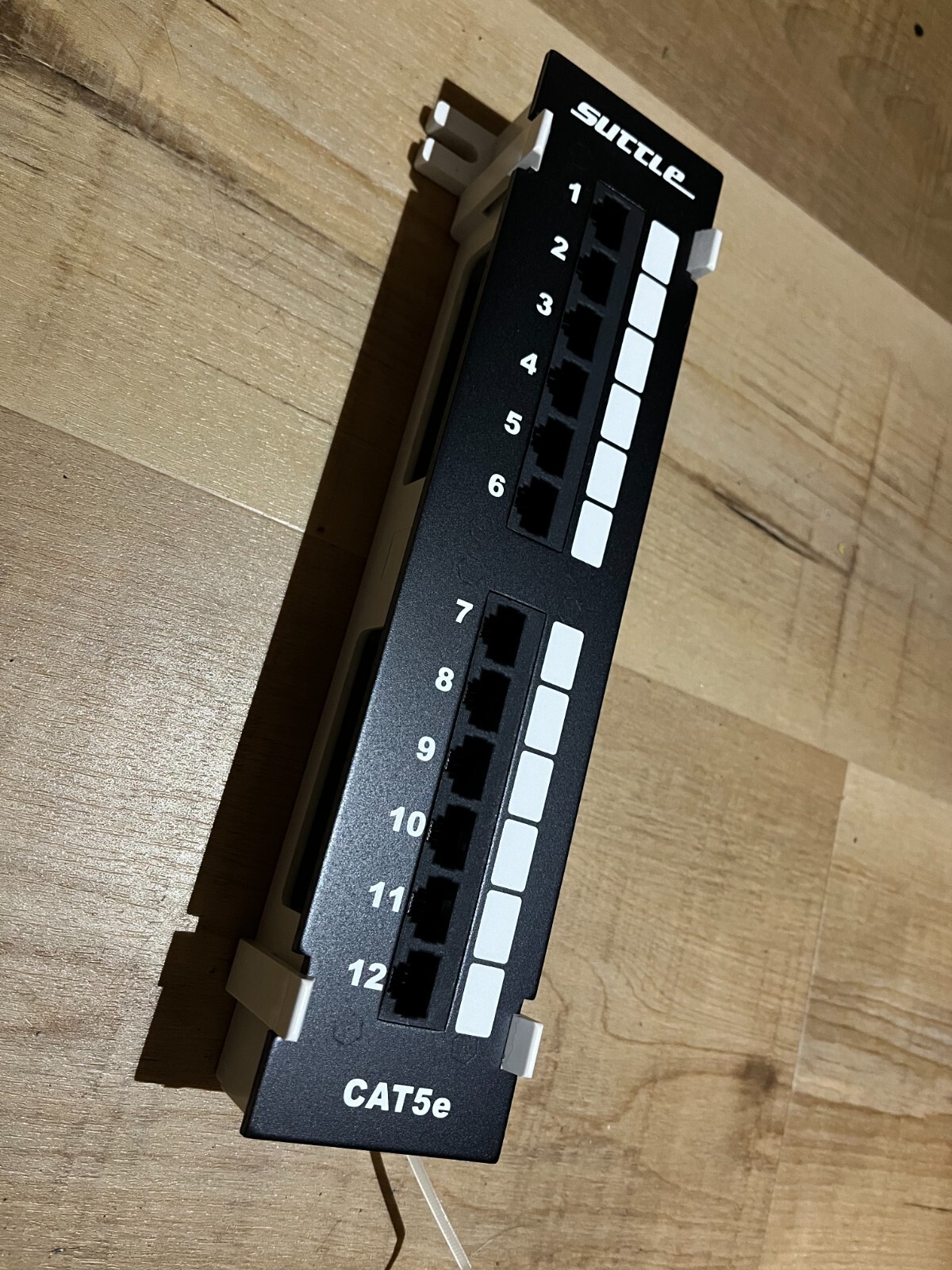 Suttle 12 Port Vertical Cat5e 110 RJ45 Network Patch Panel 568A 568B w/Bracket