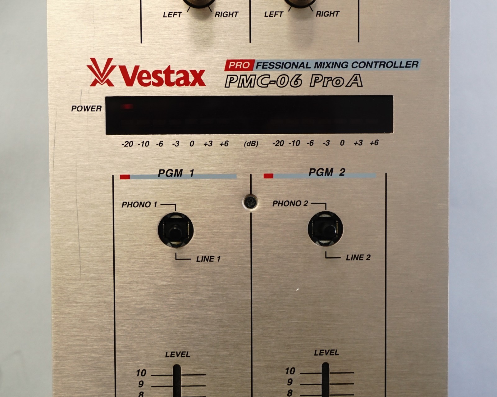 Vestax PMC-06 Pro A Slim Professional Mixtick Mixer DJ Mixing Controller