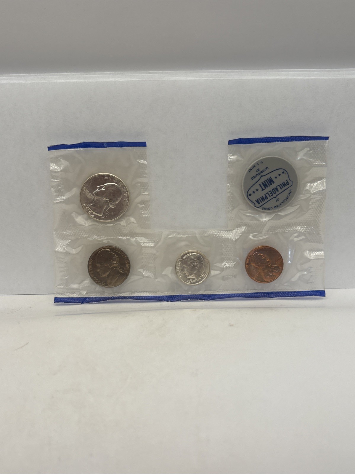 1962 Philadelphia Mint UNCIRCULATED Set Missing Half - 90% silver quarter & dime