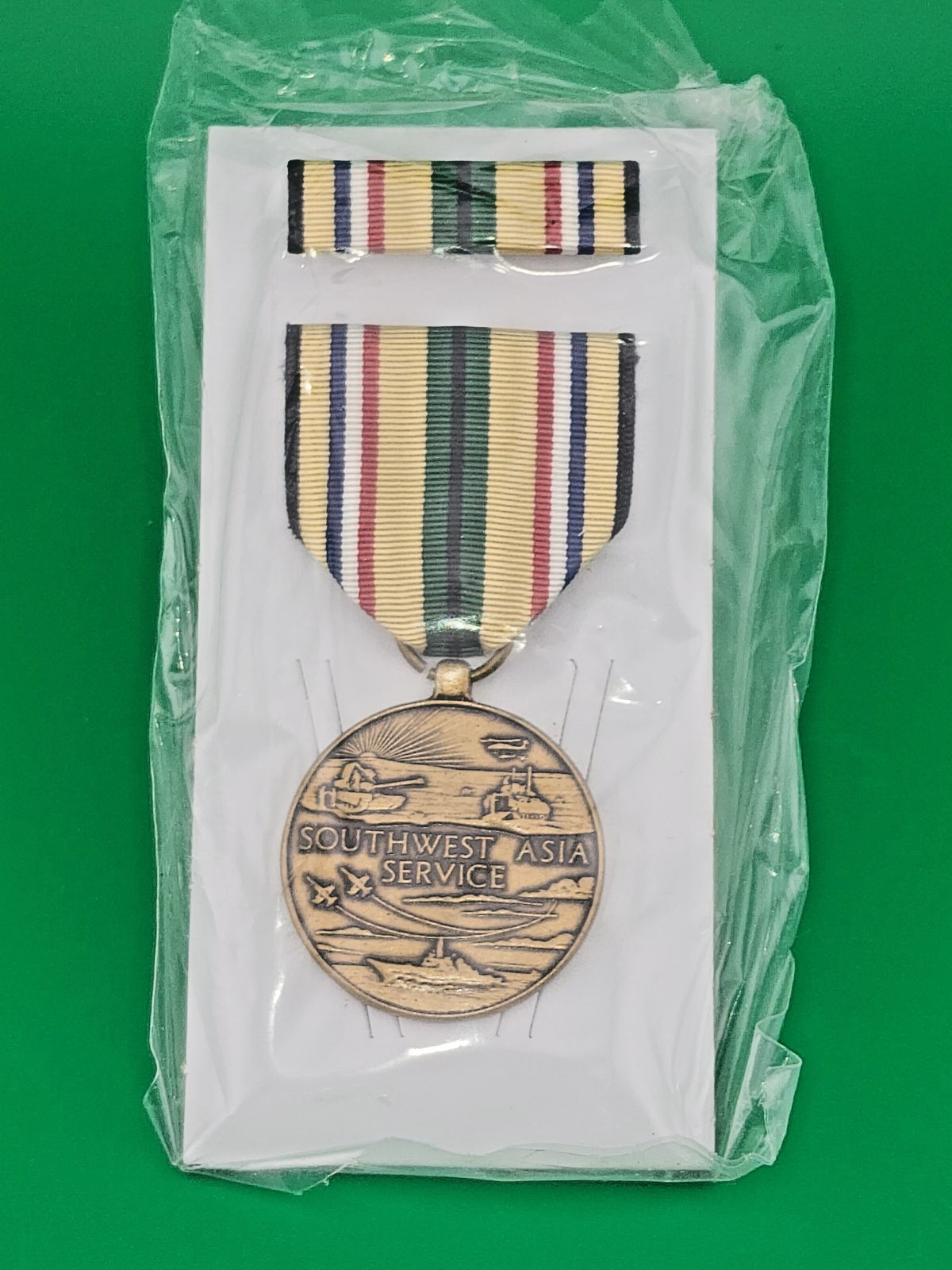 US Military Southwest Asia Service Regular Size Set w/ Box GI SEALED