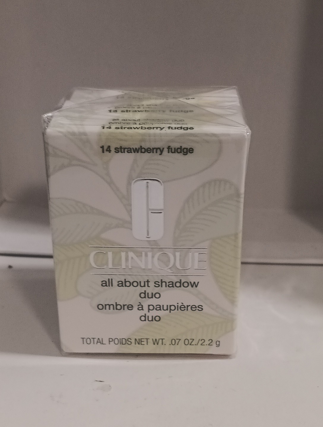 Clinique 14  Strawberry  Fudge Color Surge EyeShadow Duo Full Size New .Nib