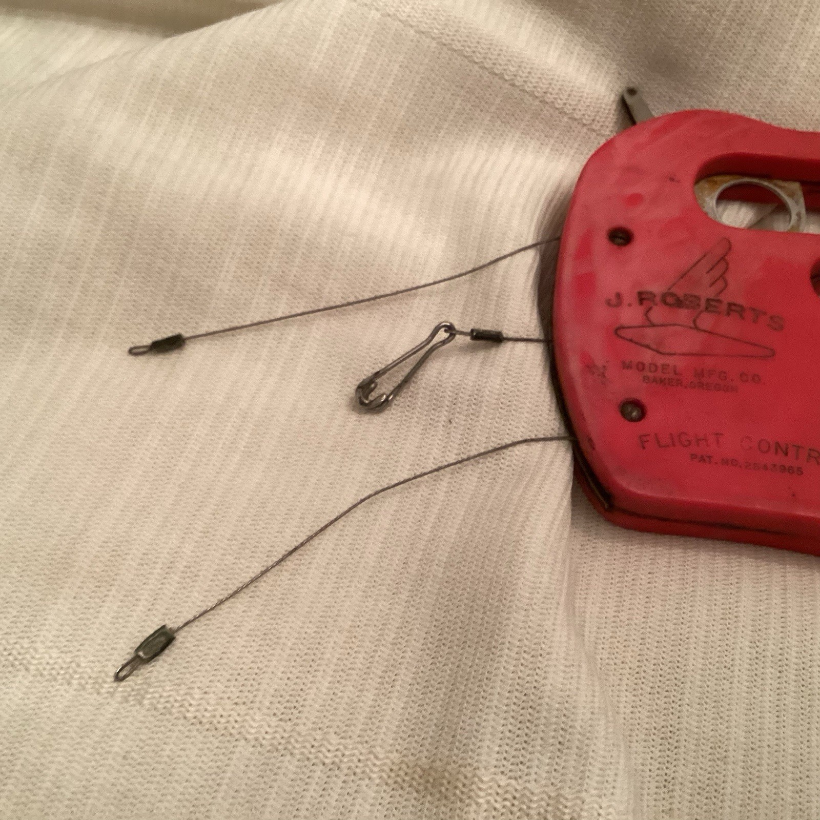 J Robert’s 3 Line Control Handel Red Vintage