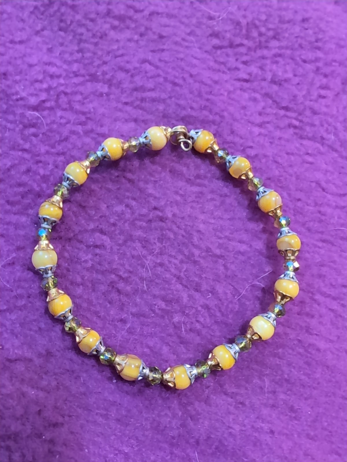 Yellow Wire Bracelet 6.75 In