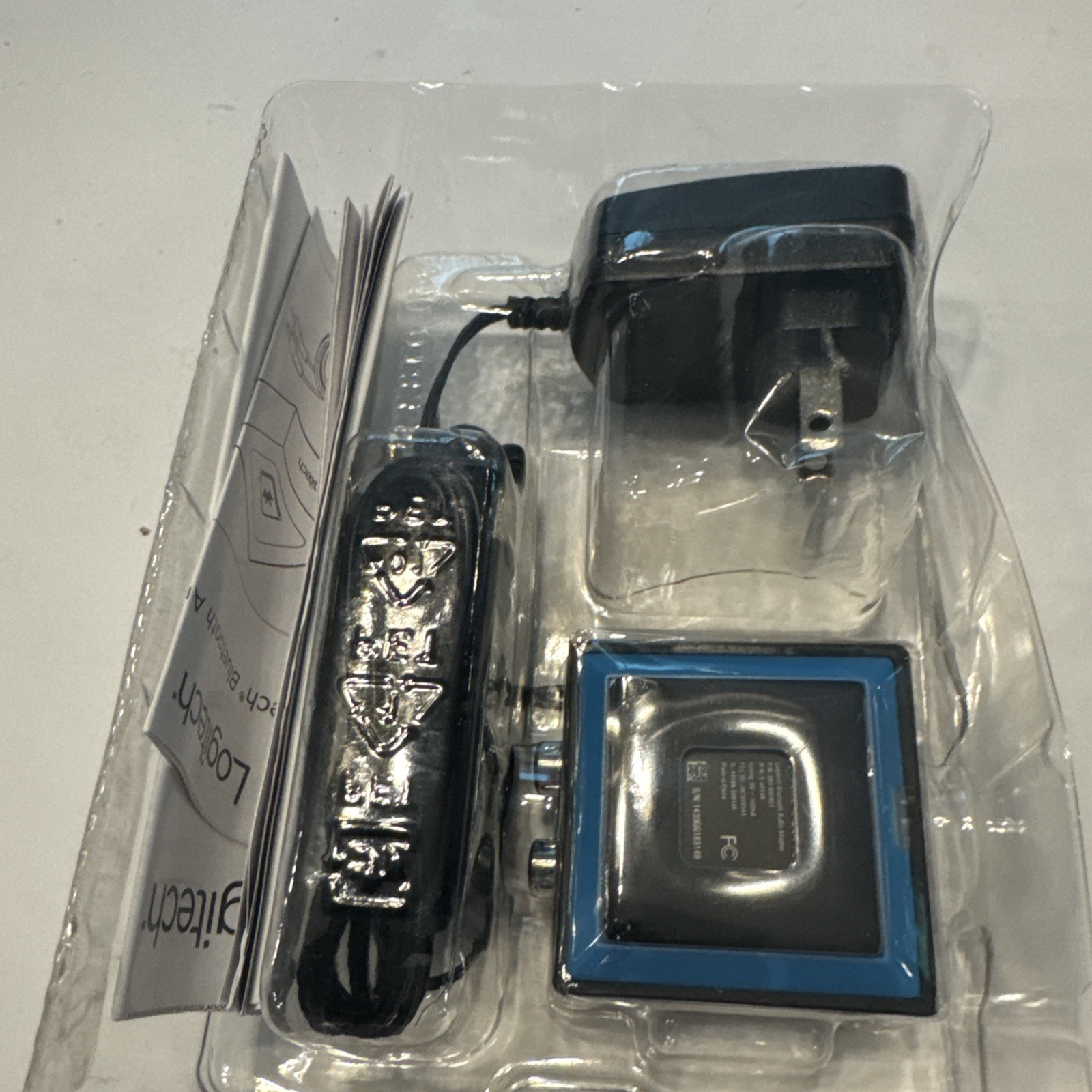 Logitech Bluetooth Audio Adapter Receiver 980-000910 Wireless Music Streaming