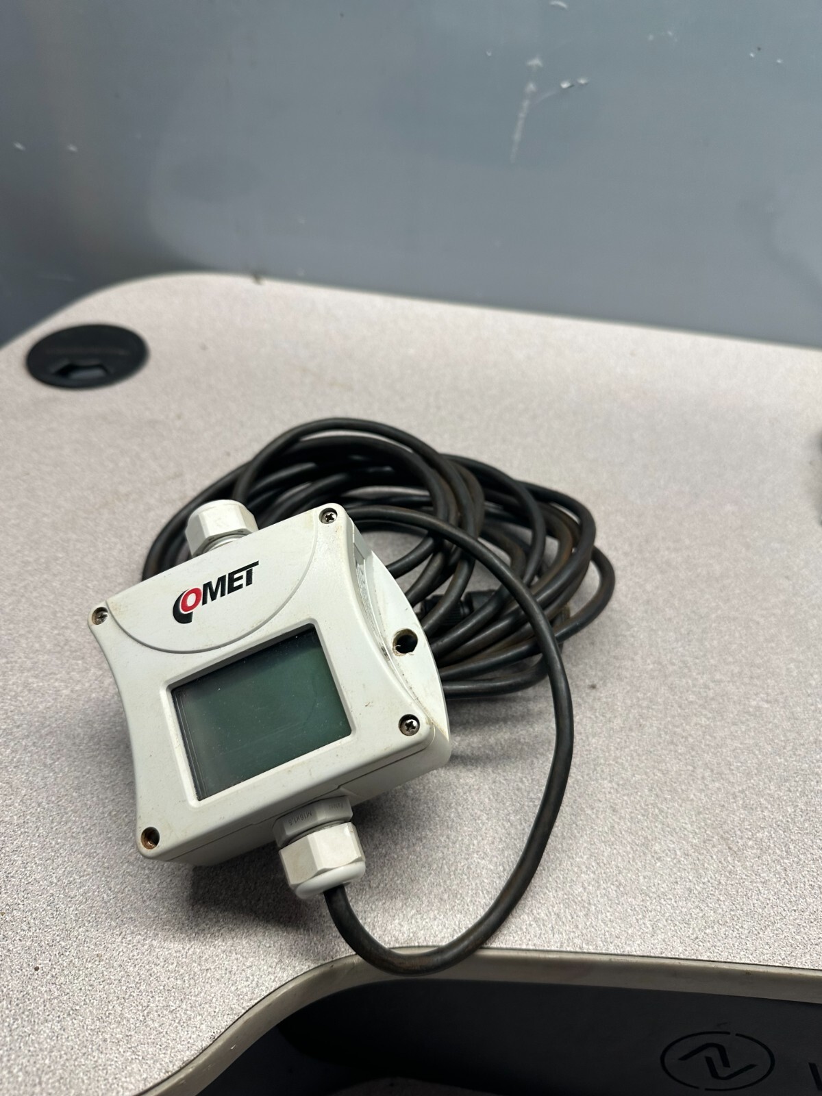 COMET T3111P TEMPERATURE HUMIDITY PROGRAMMABLE PROBE. PRE-OWN.FREE SHIPPING.