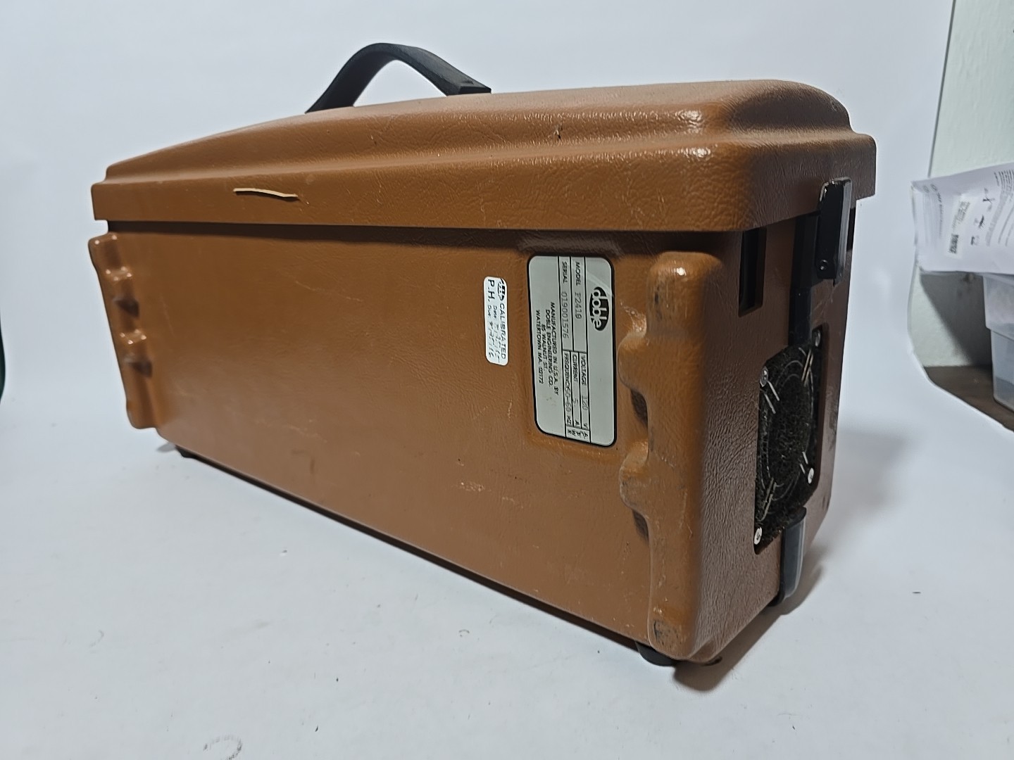 DOBLE F2410 / SLAVE DC TEST SOURCE BATTERY SIMULATOR