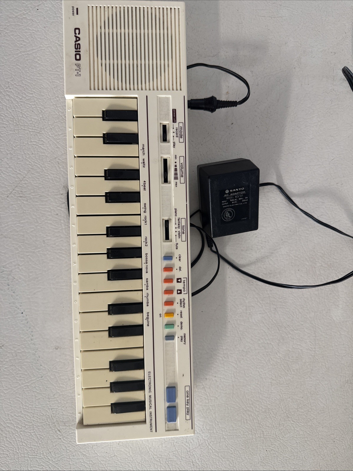 Casio PT-1 Mini Keyboard 29 Key Vintage TESTED / WORKING