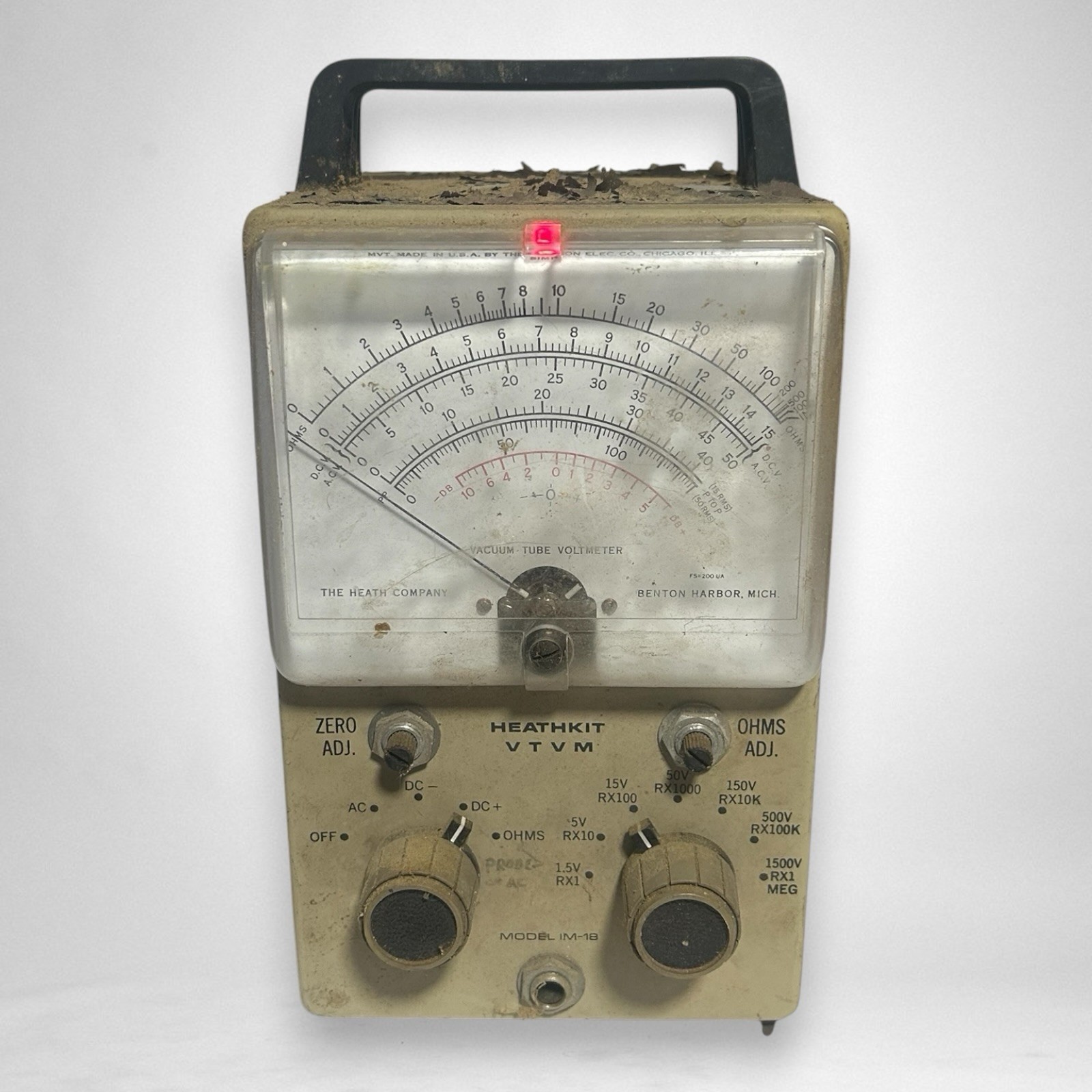 Heathkit IM-18 VTVM Vacuum Tube Voltmeter - Powers On