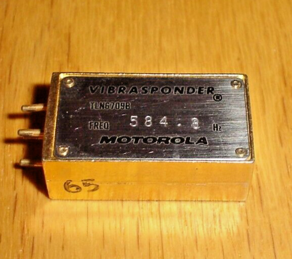 Motorola TLN6709B Vibrasponder FREQ 584.8 Hz