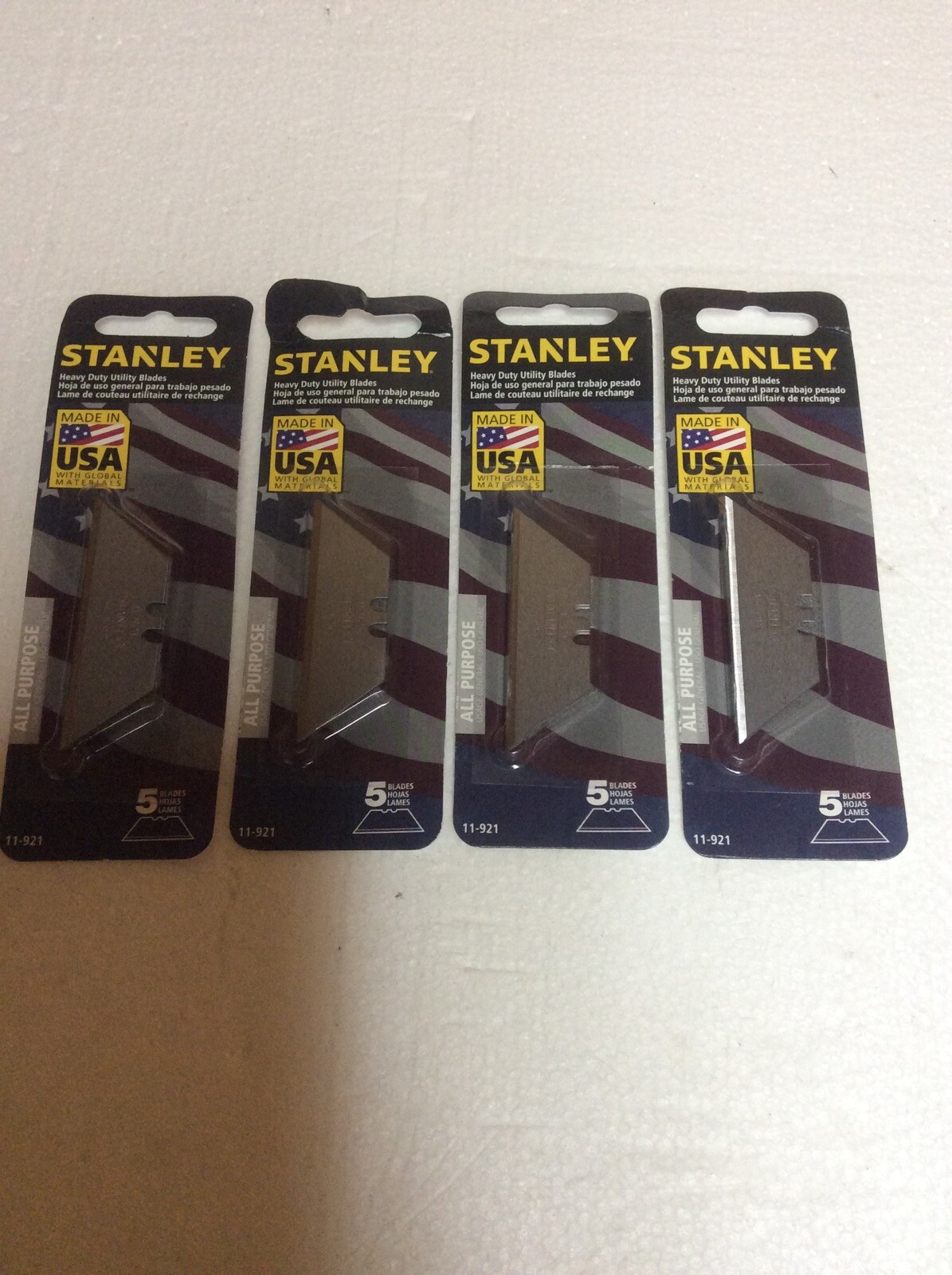 4 Stanley 11-921 Heavy-Duty Utility Knife Replacement Blades 20 Blades Total New