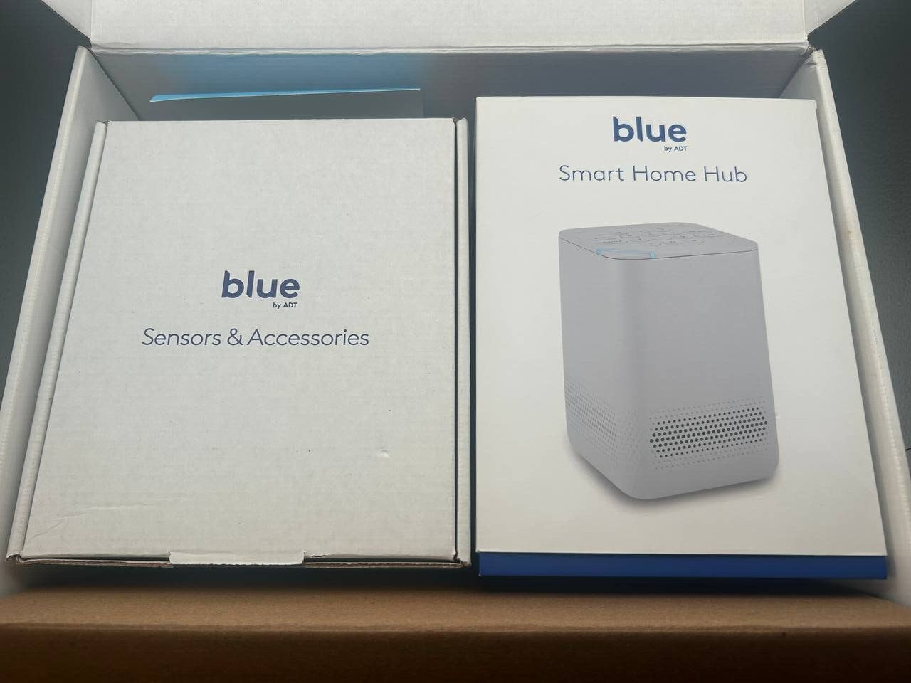 Blue By ADT - Smart Home Hub, 7 Window or Door Sensor PH6