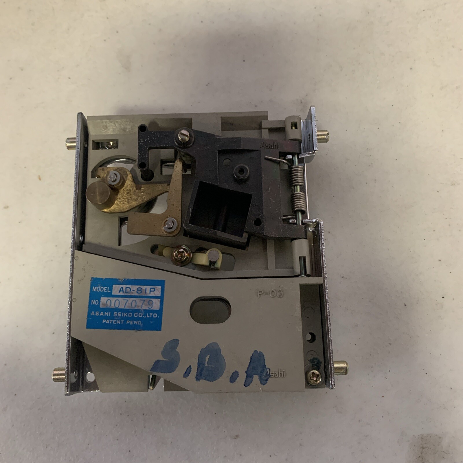 AD-81P   ASAHI SEIKO  US QUARTER MECHANISM, Pre Owned