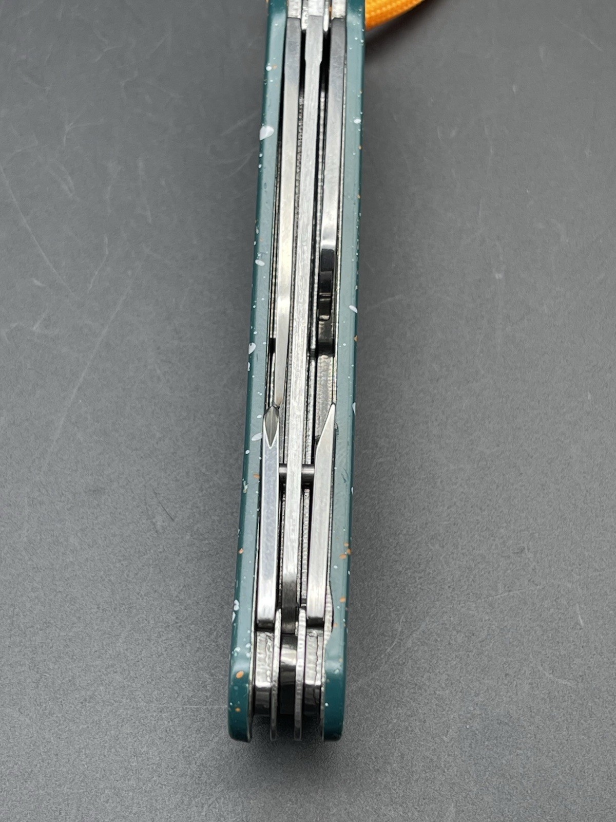 Gentleman’s Hardware Folding Pocket Knife Multitool fire starter