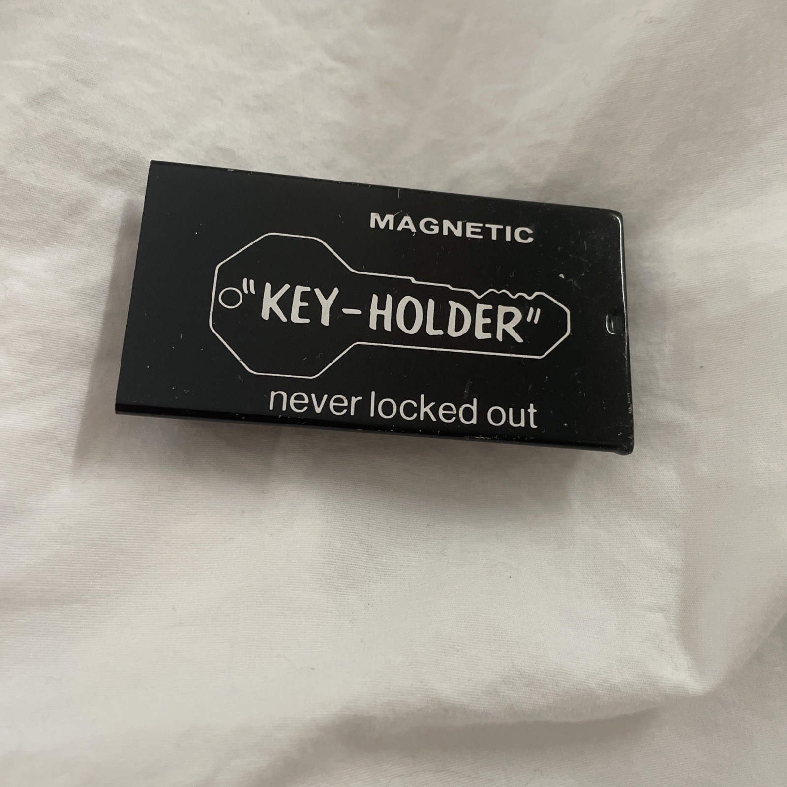 Magnetic Key Locker Container 1 5/8” x 3” Rectangle Black White Hideaways