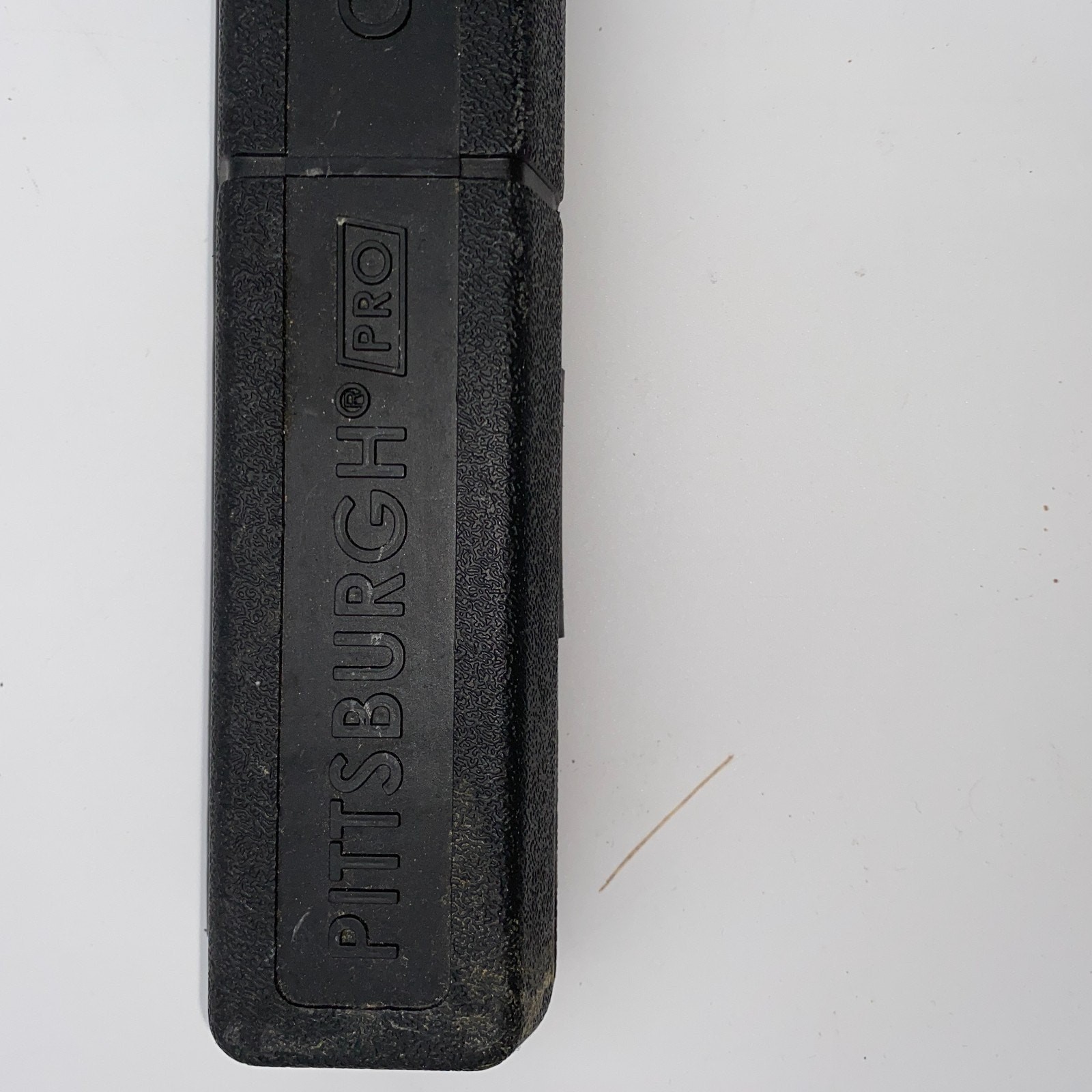 Pittsburgh Pro 3/8" Drive Click Type Reversible Torque Wrench W/ Case 61276
