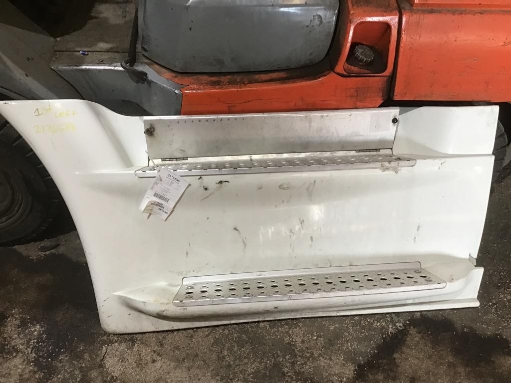For 2013 FREIGHTLINER CASCADIA 125 SIDE FAIRING Left , OH