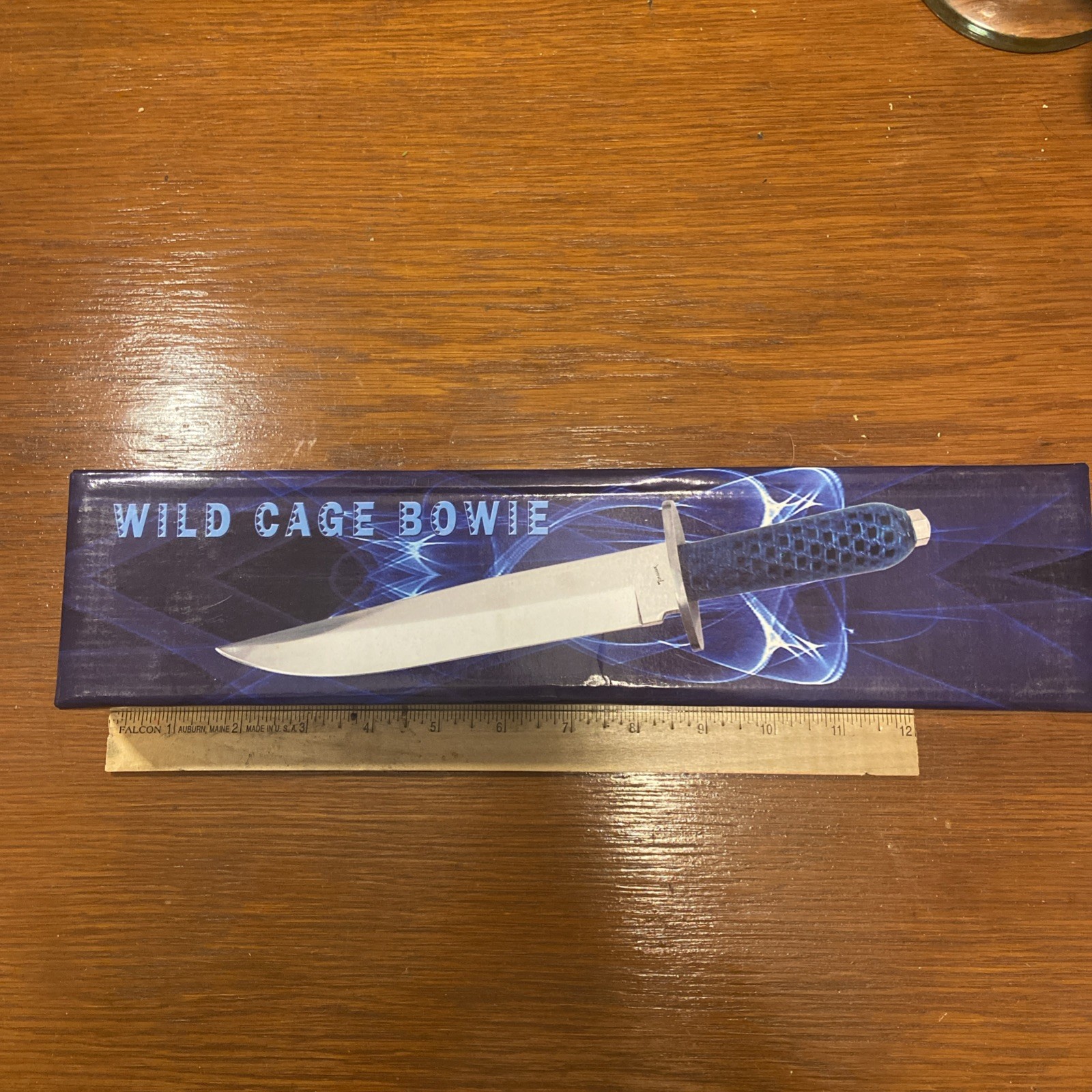 Wild Cage Bowie Knife