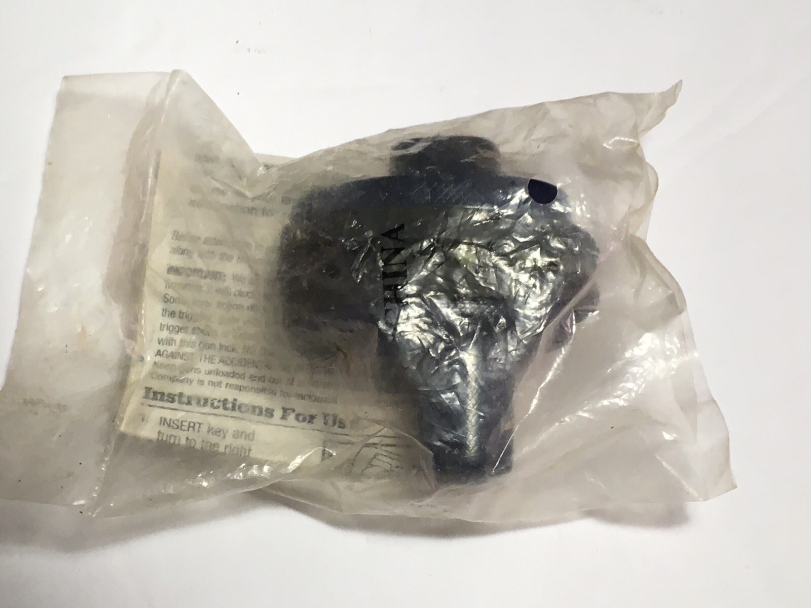 NOS MASTER 90 GUN LOCK Navy Blue 2 Keys