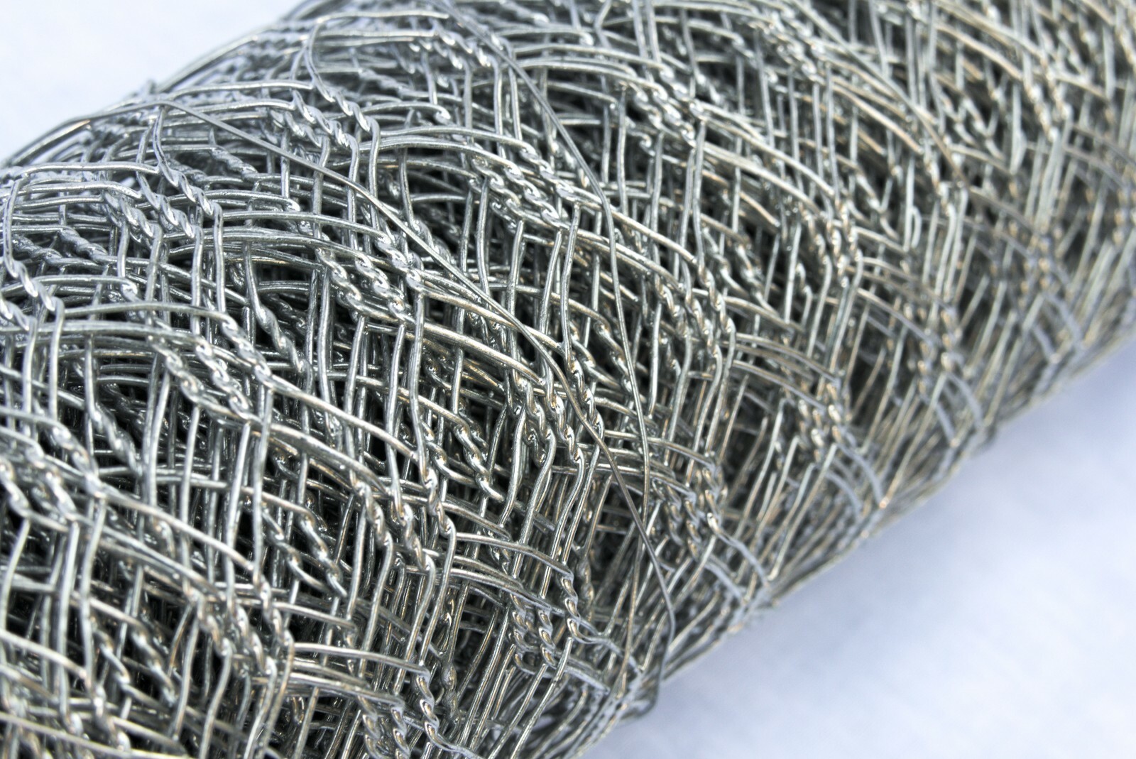 200 Sq Ft Digger's Root Guard Heavy Duty Gopher Wire 3/4" Hex Mesh Roll 2'x100' 