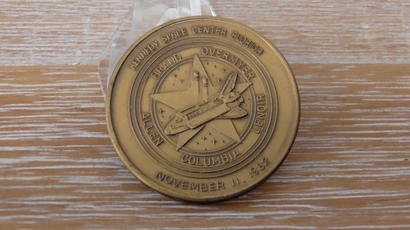 NASA Space Shuttle Columbia STS-5 Kennedy Space Center Coin #F585